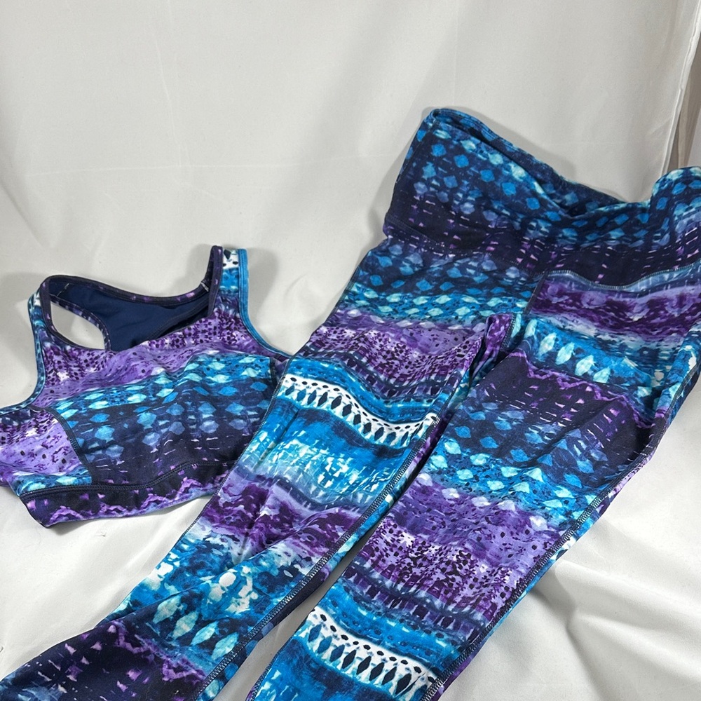GAIAM Blue and Purple Activewear Set